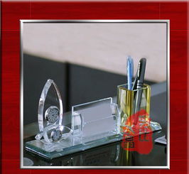 品質水晶辦公工藝品采購指南 握手擺件、筆筒與名片夾廠家供應詳解