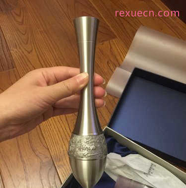 馬來(lái)西亞錫制品 璀璨的傳統(tǒng)手工藝與實(shí)用藝術(shù)的完美融合