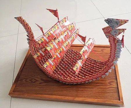 江西福彩即開(kāi)票手工藝品 廢棄彩票的華麗轉(zhuǎn)身，創(chuàng)意與公益的精彩綻放